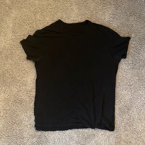 Lululemon 5 year basic T